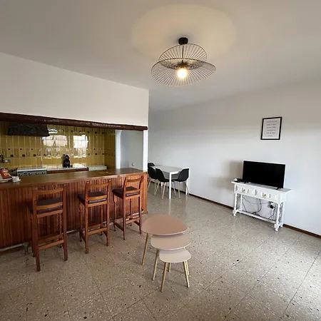 Дом отдыха Vista Paraiso Тиас